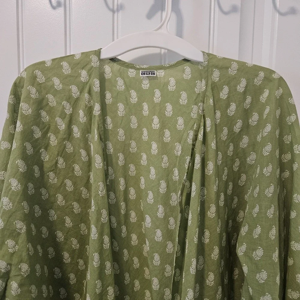 CRAFT RESOURCE CENTER (CRC)‎ Petite Paisley Wrap Organic Cotton Size S/M Green